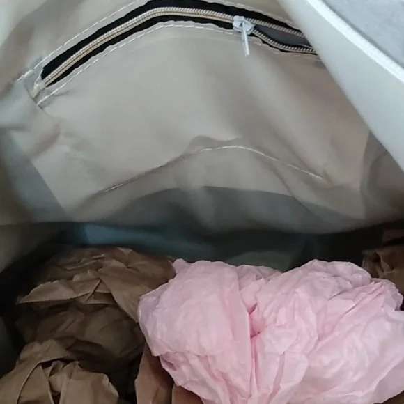 Disney Mickey Mouse Tapestry Tote NWOT - Picture 4 of 9